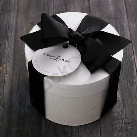 Round Gift Box With Lid - Image 2